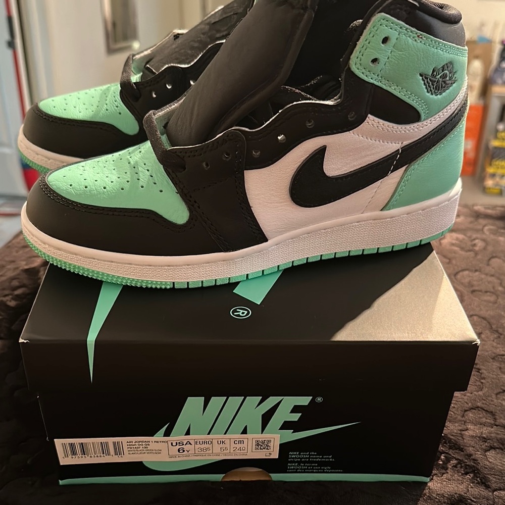 Nike Air Jordan 1 High OG Mint Black Shoes